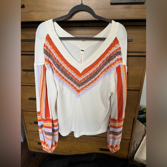 Brand: Free people Size: S Style: off white sweater with cheetah sleeves - Picture 1 of 5